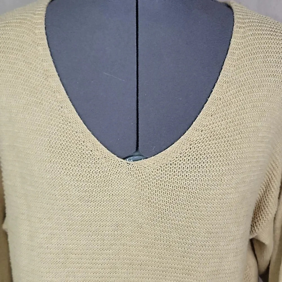 CHICO'S Textured Knit V Neck Tunic Sweater Medium - Picture 2 of 7